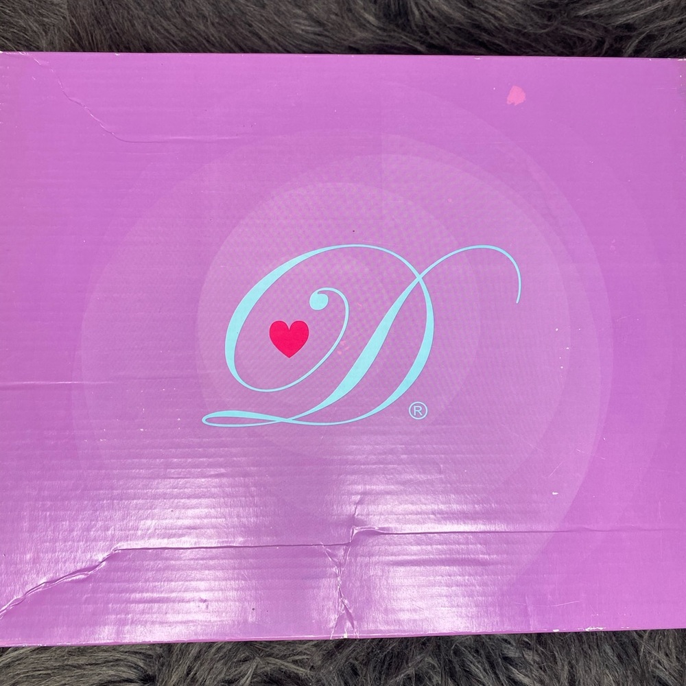 Heels - Picture 8 of 8